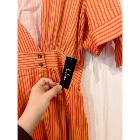 Lulus Sunshine Dreamer Coral Striped Wrap Midi Dress Size M NWT - Picture 10 of 11